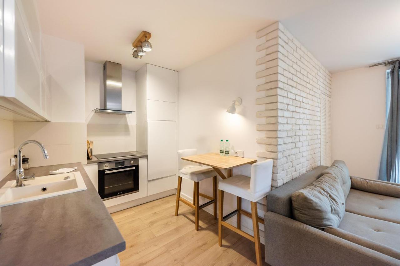 Sluzew Manhattan Place Apartment Warsaw Ngoại thất bức ảnh
