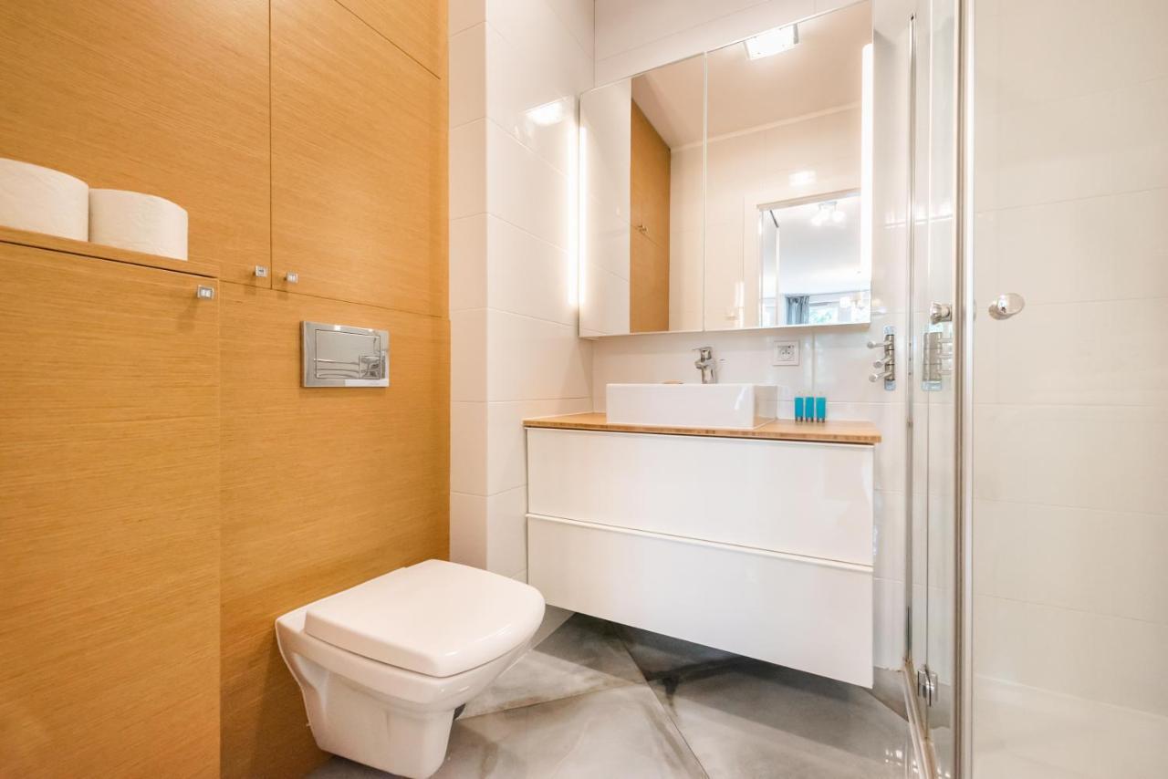 Sluzew Manhattan Place Apartment Warsaw Ngoại thất bức ảnh